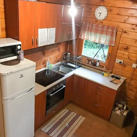 Letniskowy Biedowka 利马诺瓦